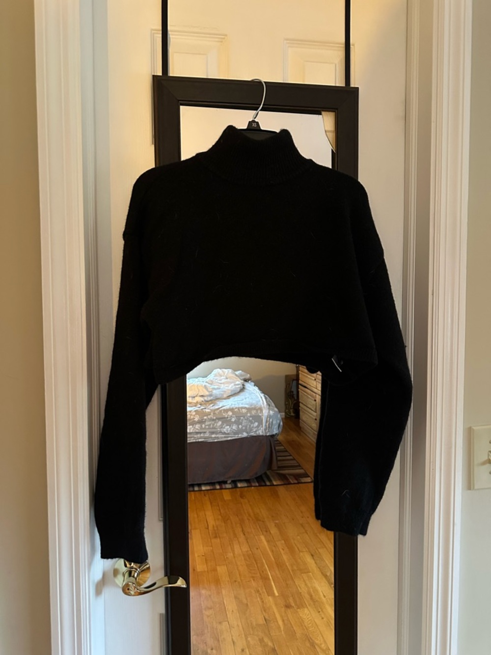 Cider Black Cropped Turtleneck Sweater size XS